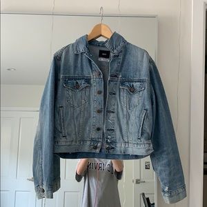 BDG OVERSIZED BOYFRIEND TRUCKER JEAN JACKET